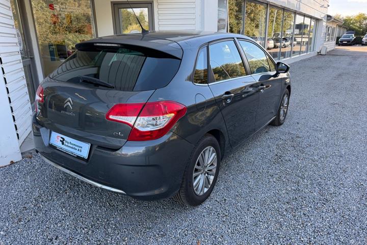 Grå Citroën C4 fra 2014