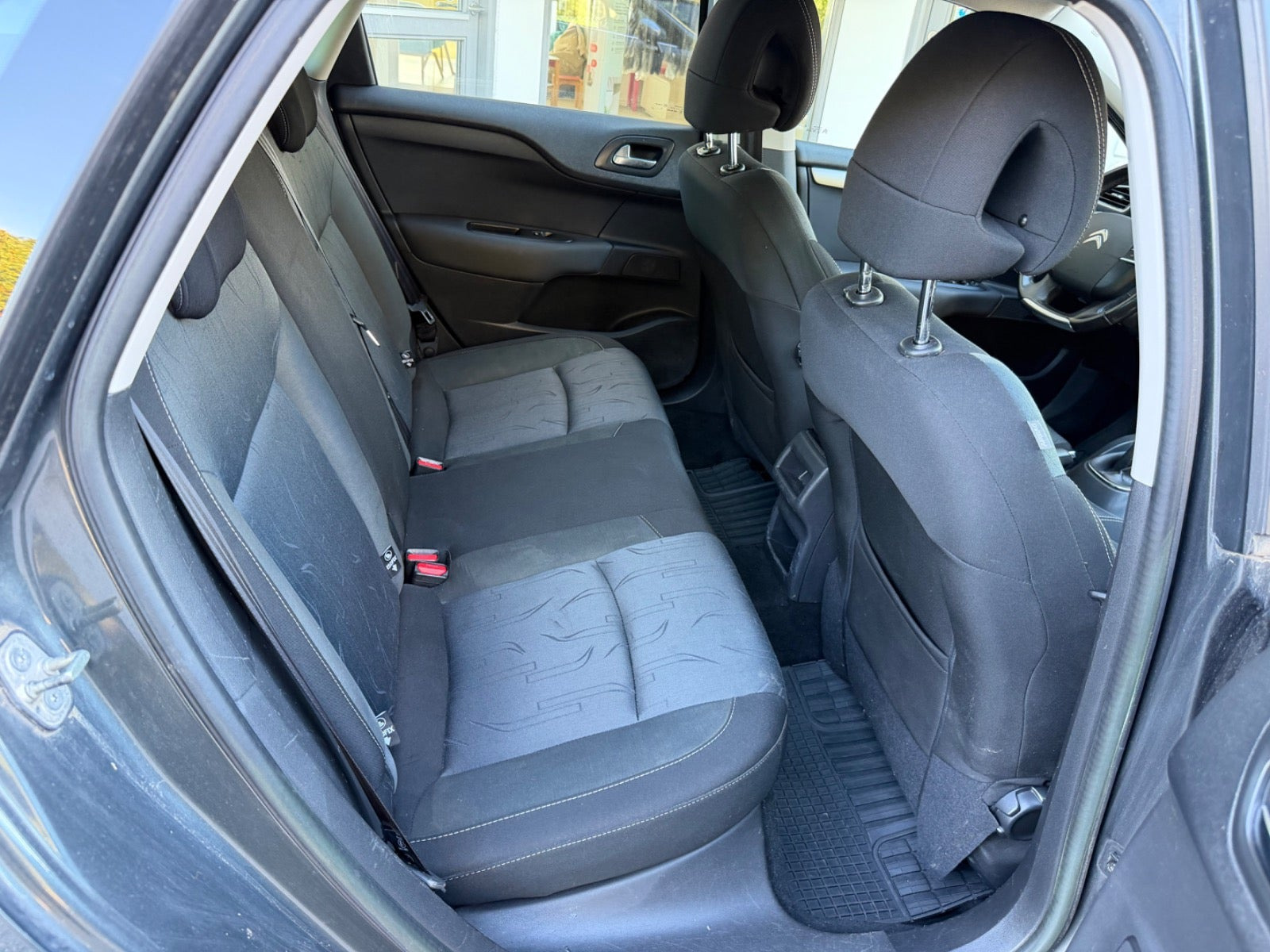 Grå Citroën C4 fra 2014