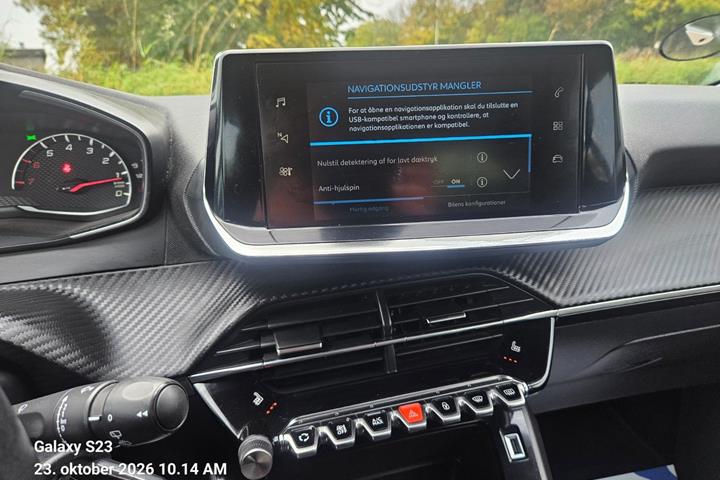 undefined Peugeot 208 fra 2020
