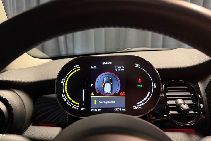 Rød Mini Cooper fra 2022