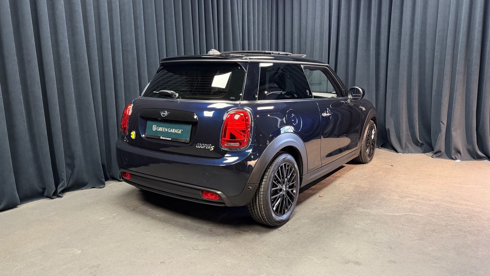 Sort Mini Cooper fra 2021