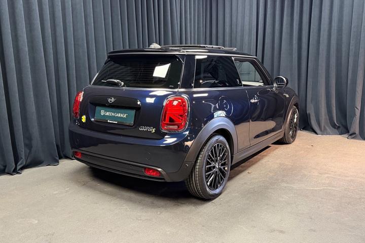 Sort Mini Cooper fra 2021