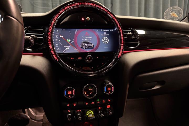 Sort Mini Cooper fra 2021
