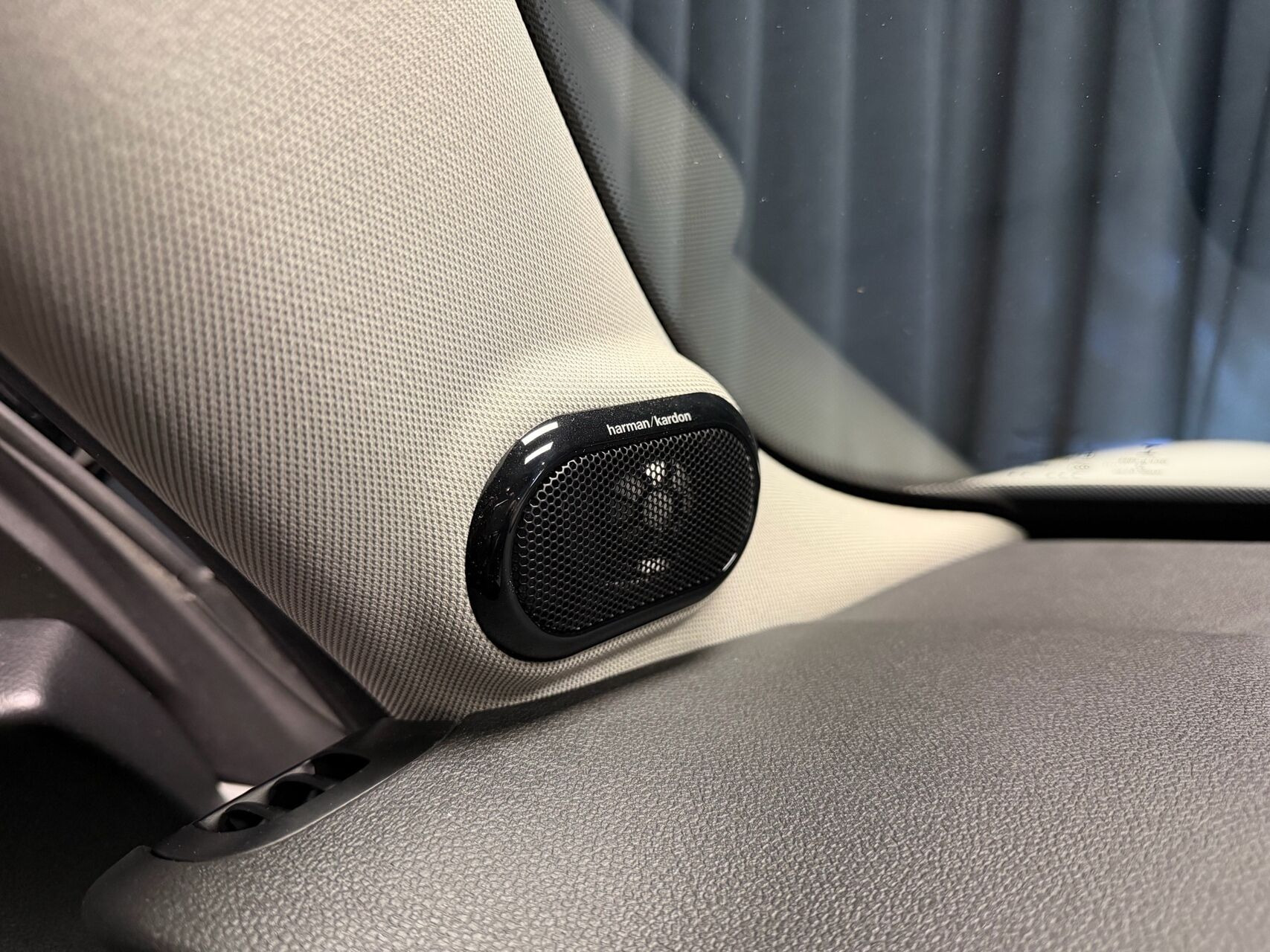 Hvid Mini Cooper fra 2022