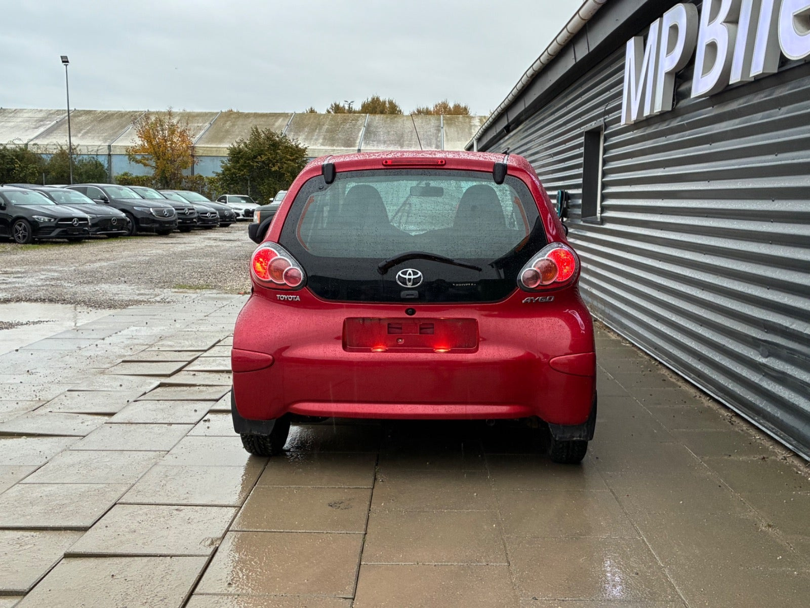 Rød Toyota Aygo fra 2010