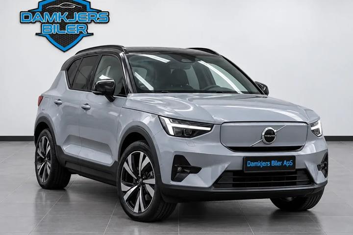 Sølv Volvo XC40 fra 2023