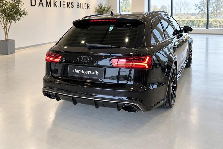 Sort Audi RS6 fra 2018