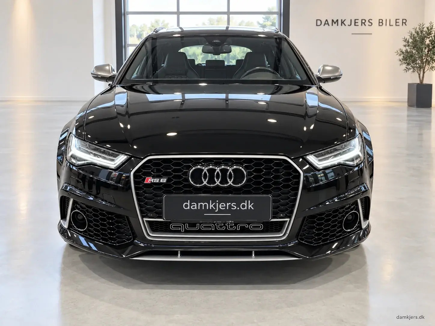 Sort Audi RS6 fra 2018