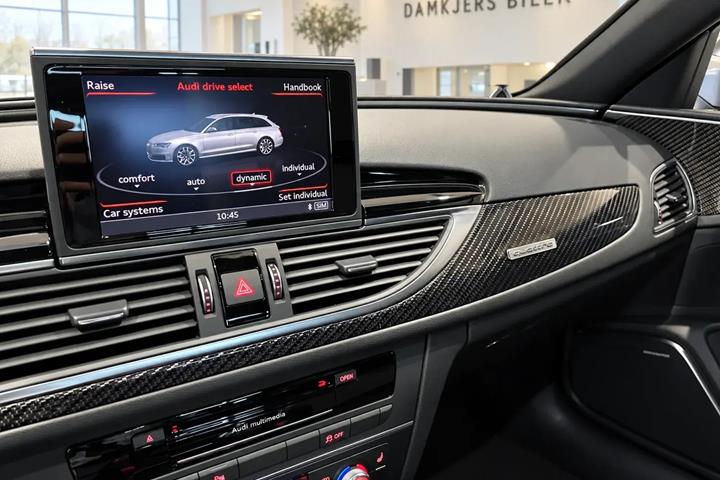 Sort Audi RS6 fra 2018