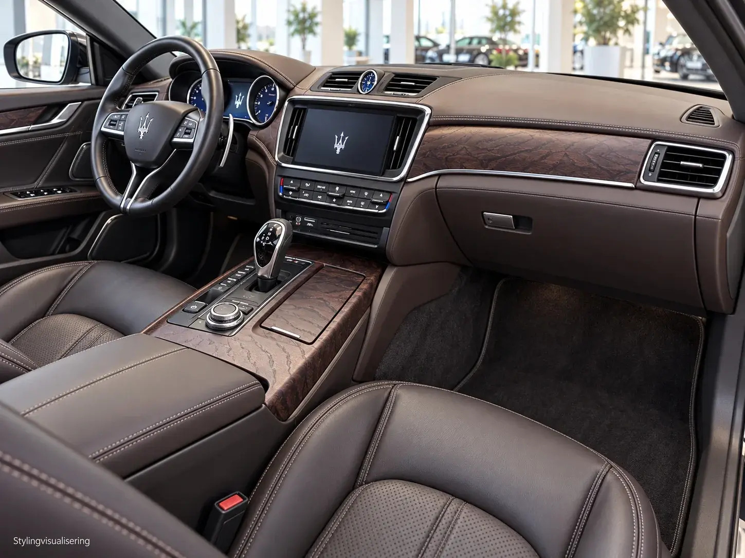 Grå Maserati Ghibli fra 2019