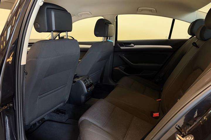 undefined VW Passat fra 2016