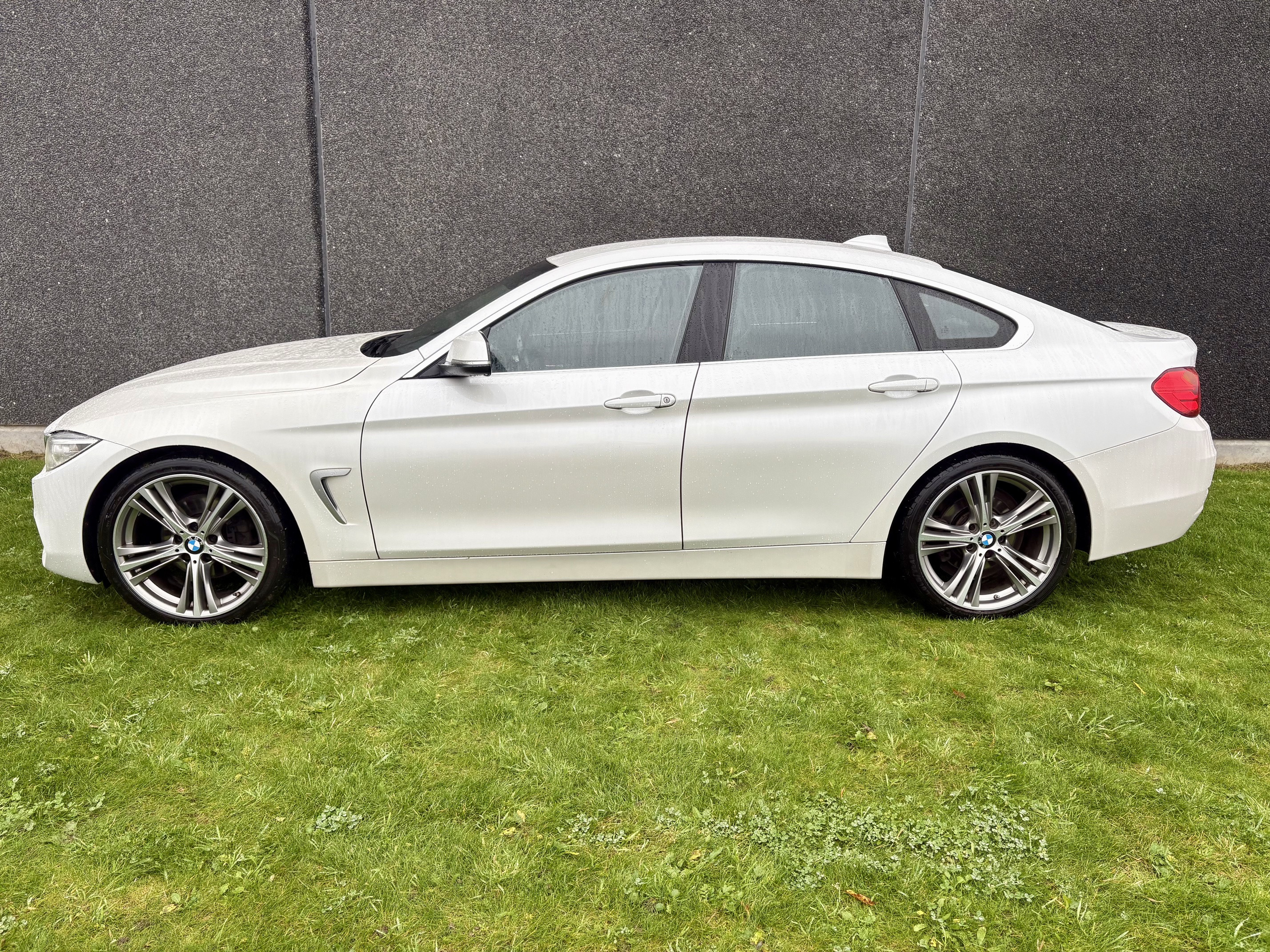 Hvid BMW 4-serie fra 2016