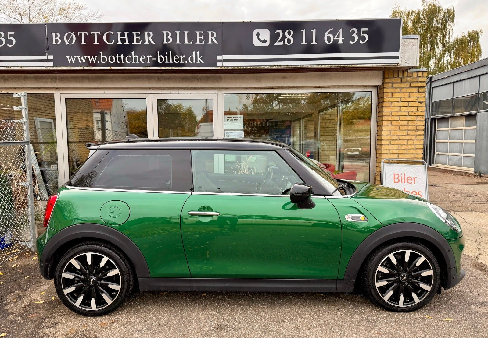 Grøn Mini Cooper SE fra 2020