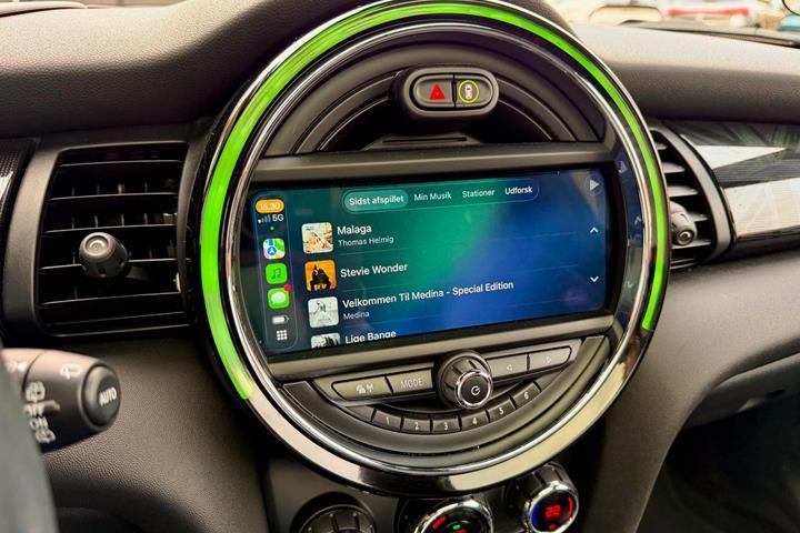 Grøn Mini Cooper SE fra 2020
