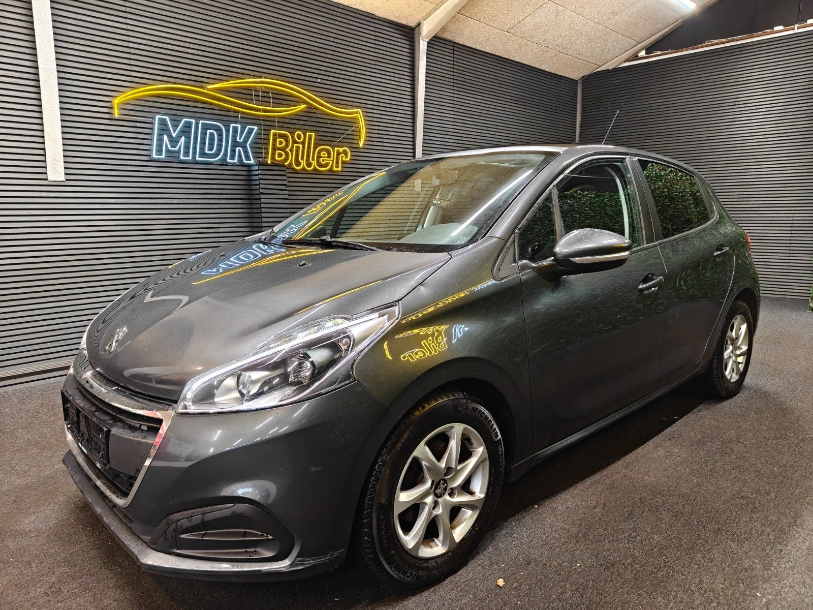 undefined Peugeot 208 fra 2017