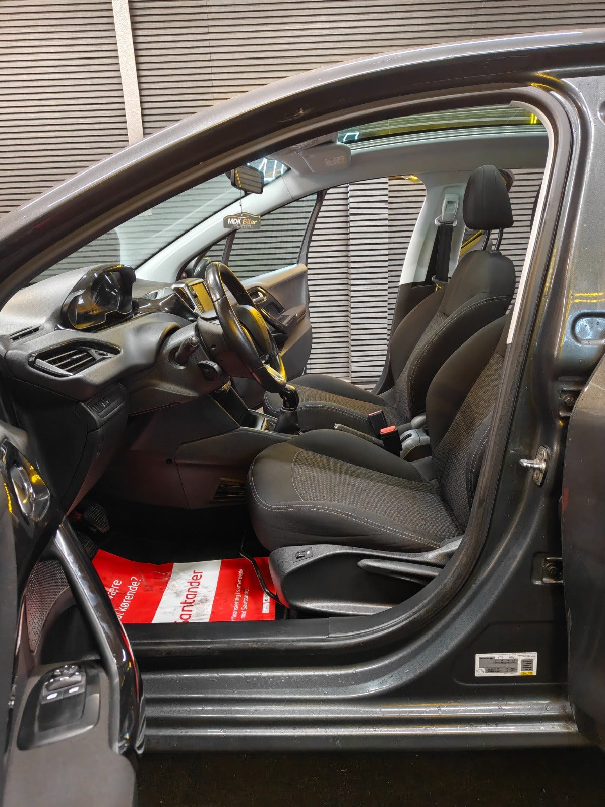 undefined Peugeot 208 fra 2017