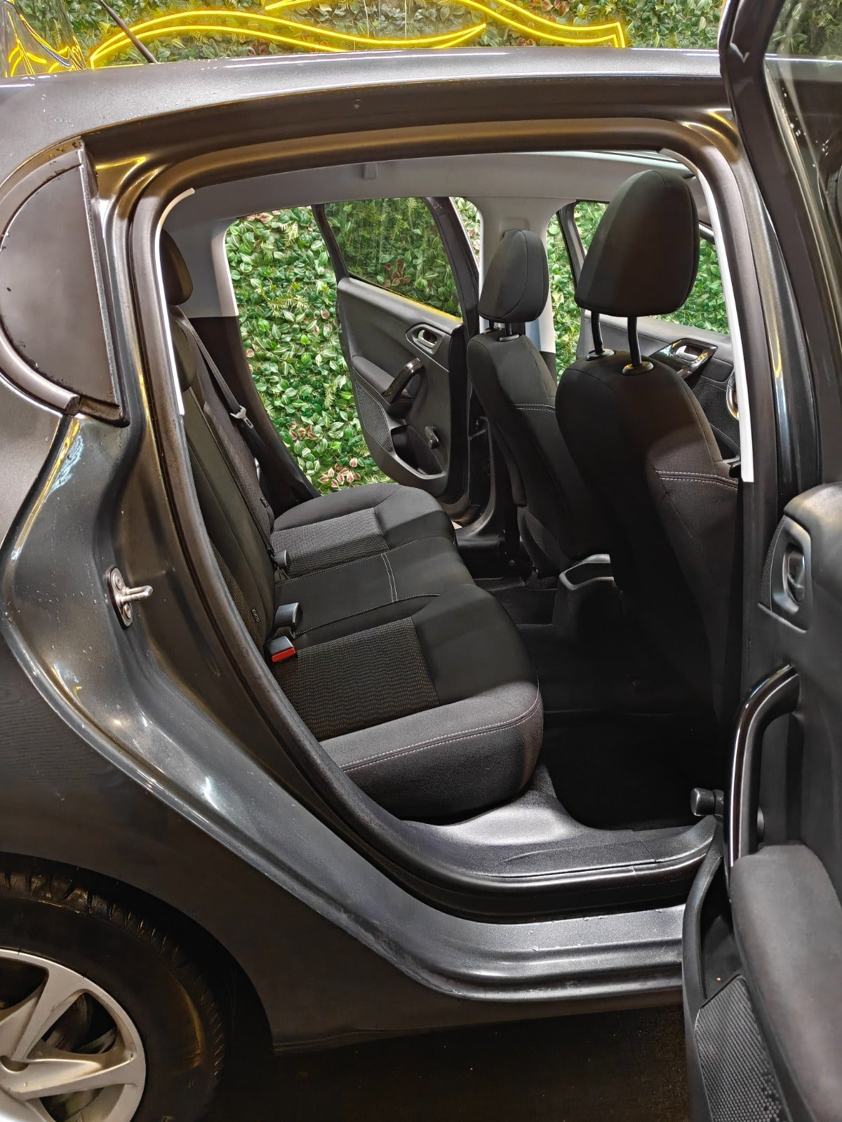 undefined Peugeot 208 fra 2017