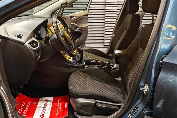 undefined Opel Astra fra 2016