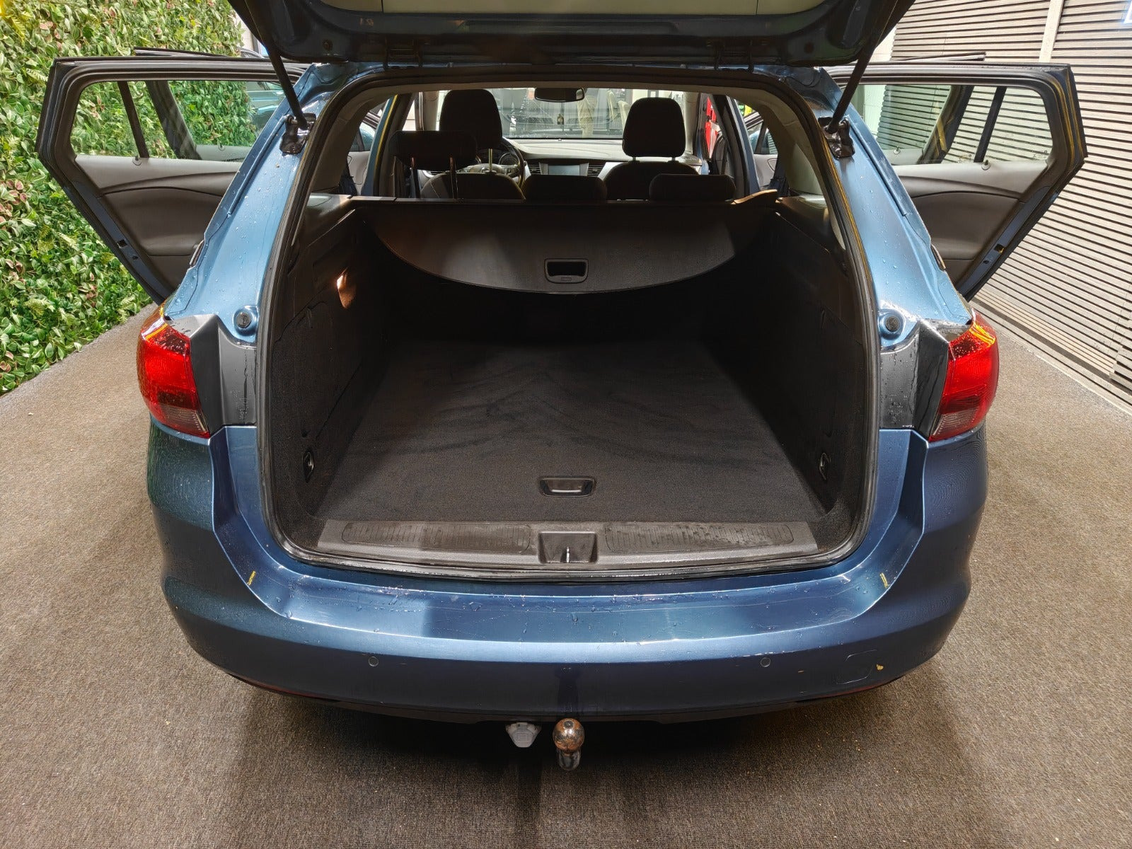 undefined Opel Astra fra 2016