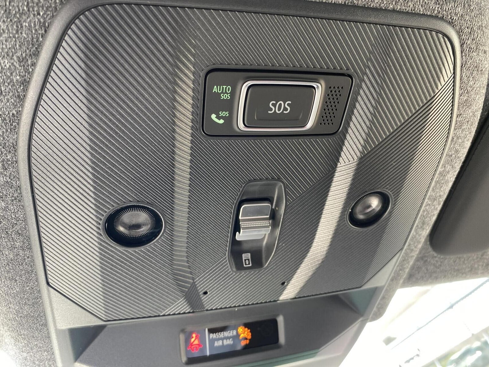 Grå Renault Scenic E-Tech fra 2026