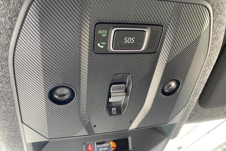 Grå Renault Scenic E-Tech fra 2026