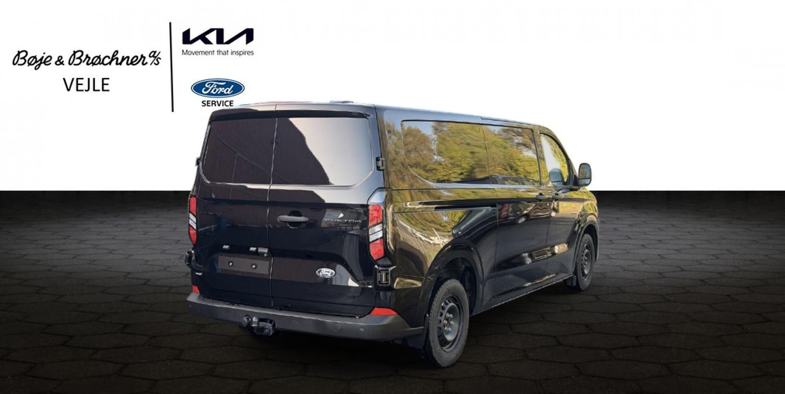 Sort Ford Transit Custom 320 L2 fra 2026