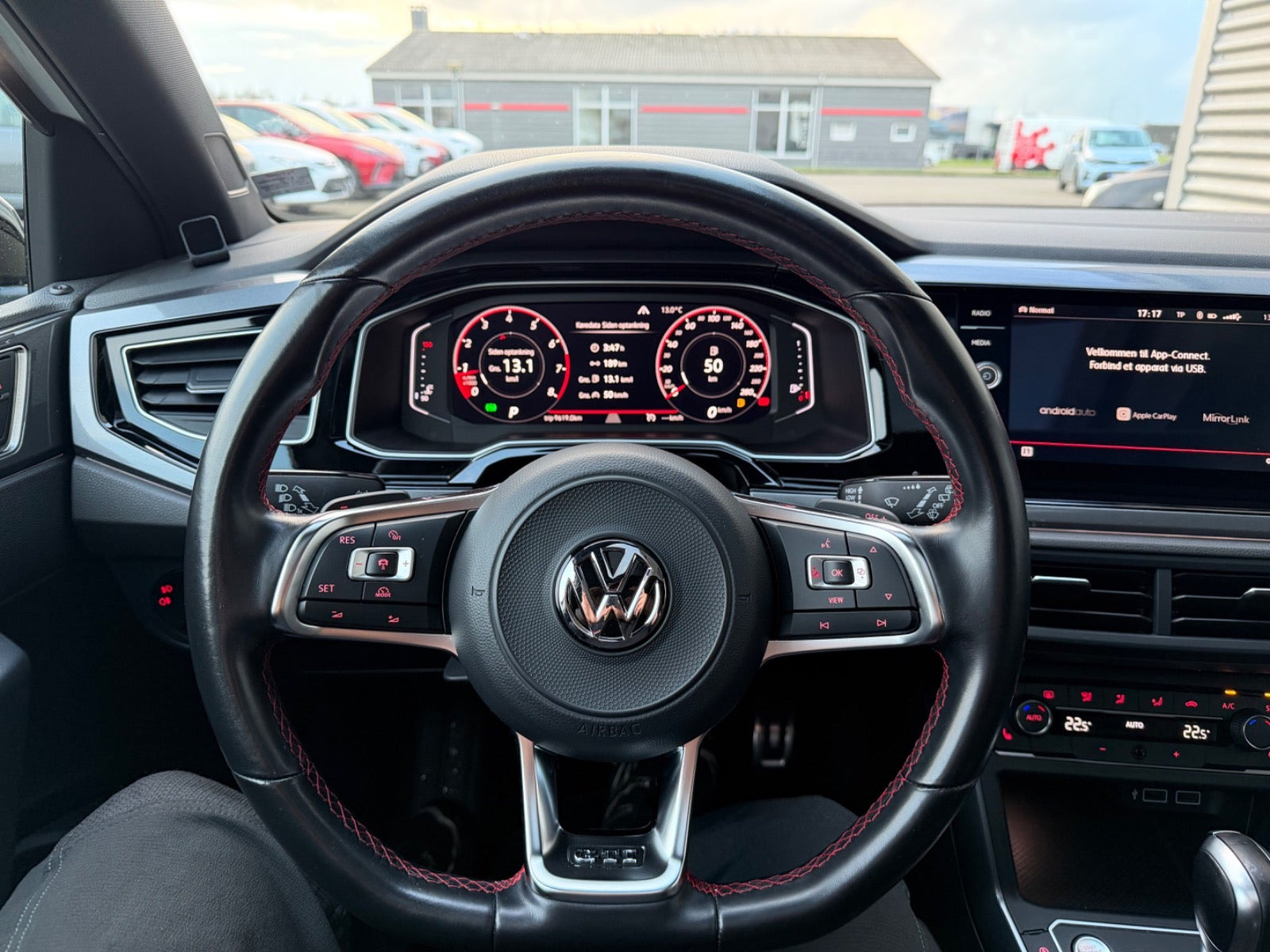 Hvid VW Polo fra 2018
