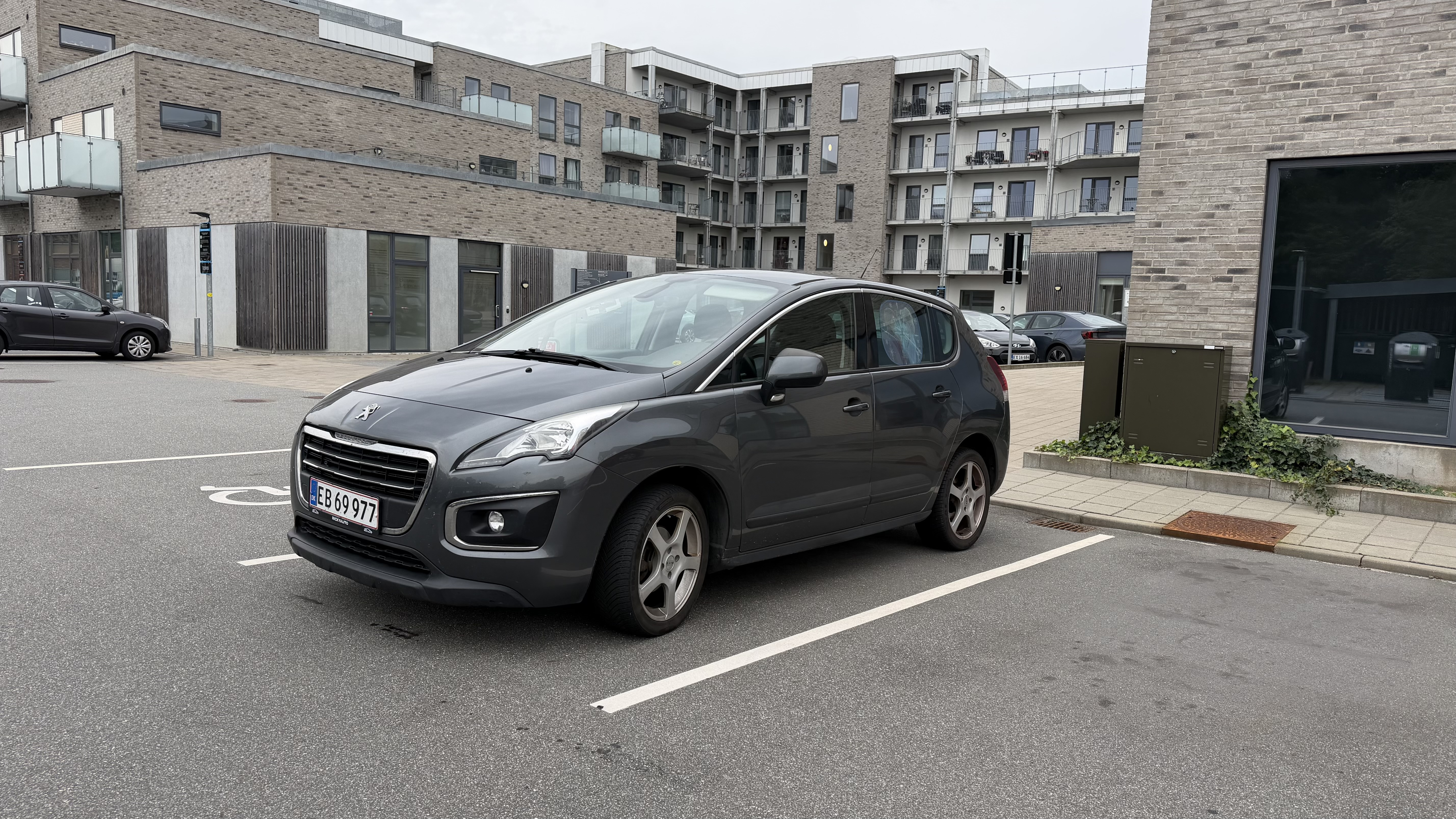 Peugeot 3008 1,6 e-HDi Crossover ESG
