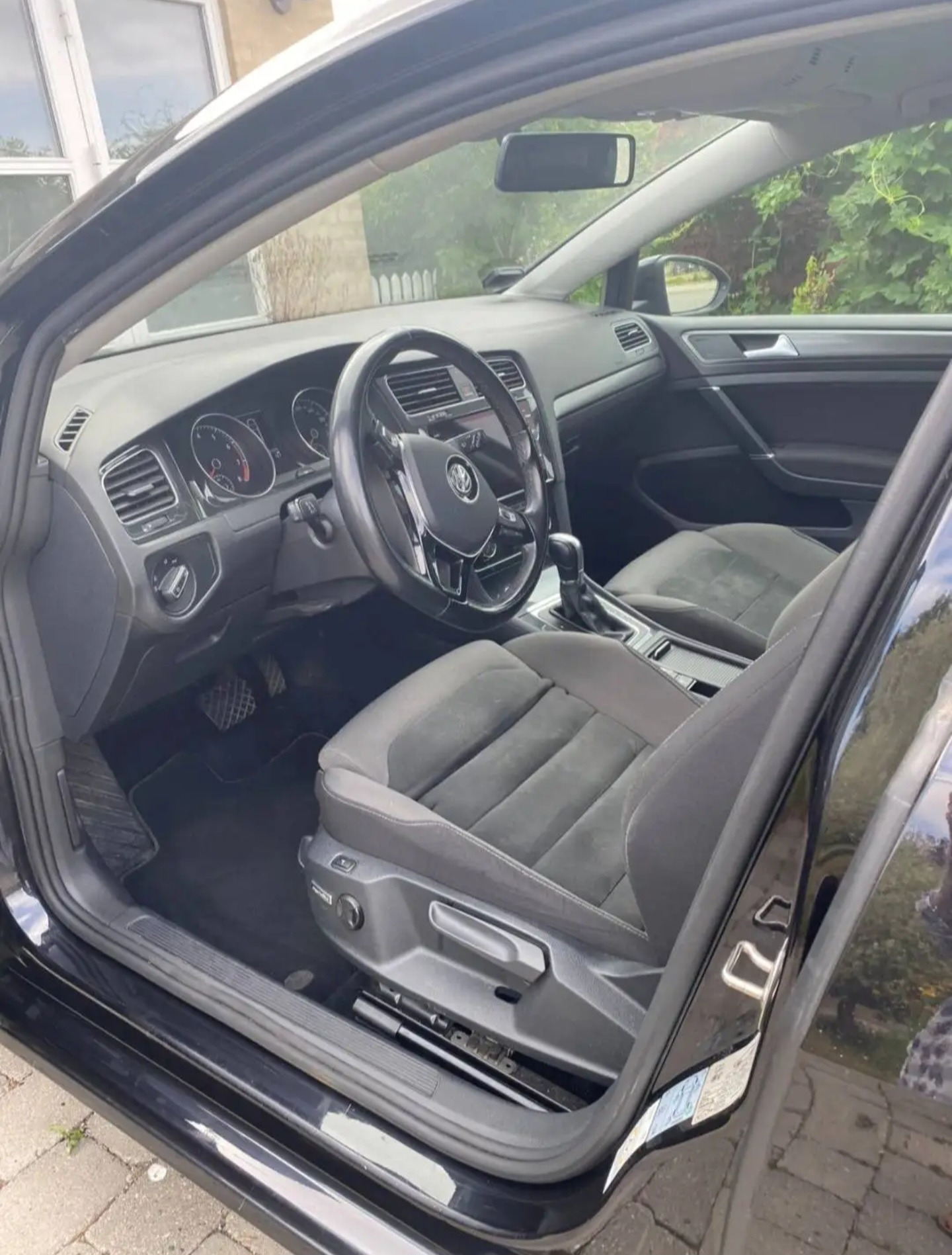 Sort VW Golf fra 2017