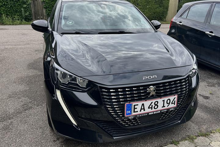 Sort Peugeot 208 fra 2020