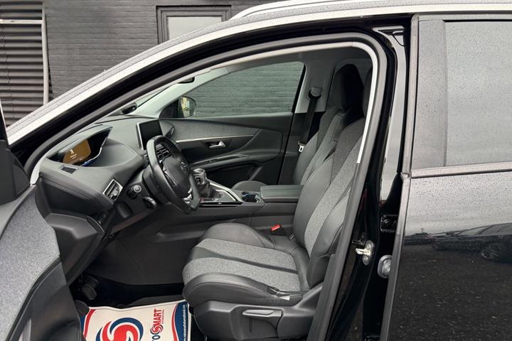 undefined Peugeot 3008 fra 2020