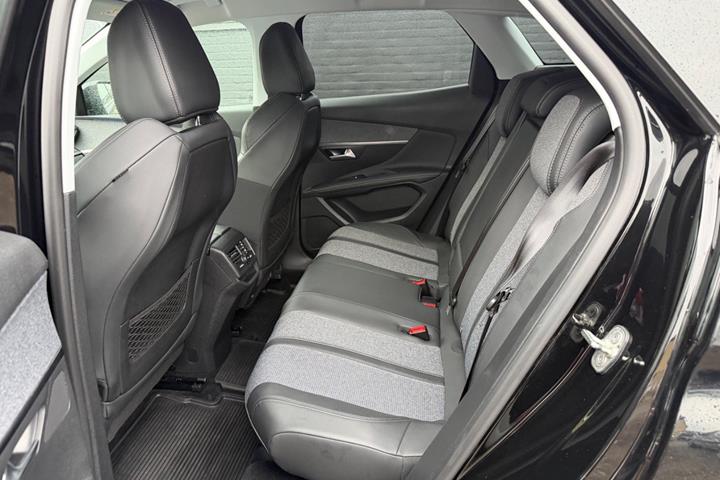 undefined Peugeot 3008 fra 2020