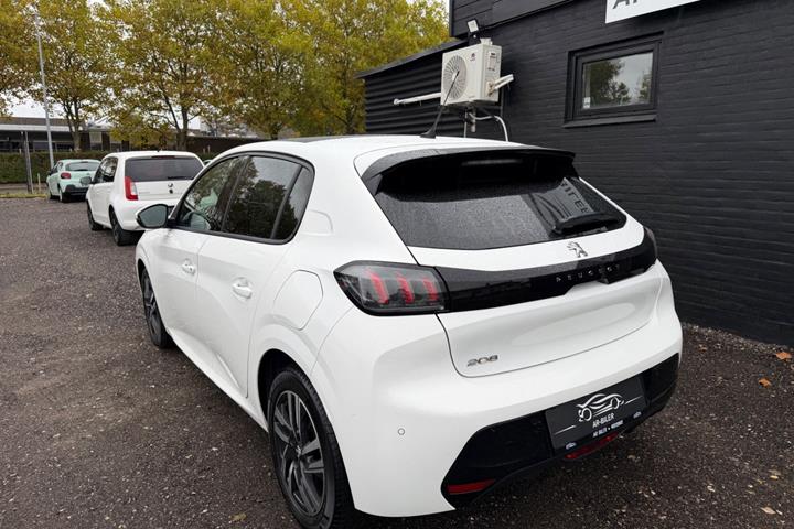undefined Peugeot 208 fra 2020