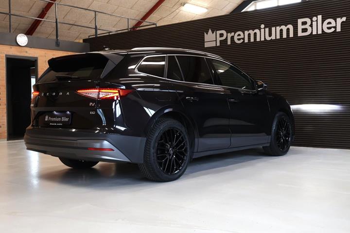 Sort Skoda Enyaq fra 2023