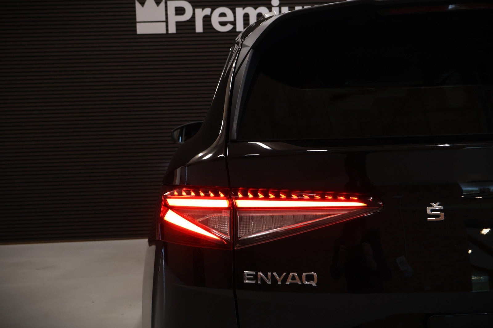 Sort Skoda Enyaq fra 2023