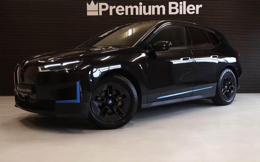 BMW iX xDrive40 Fully Charged