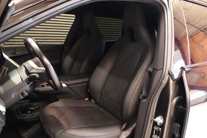 Sort BMW iX fra 2023