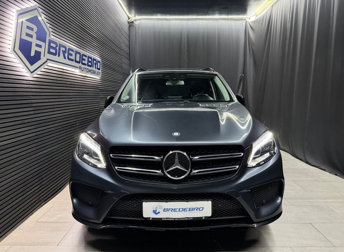 Grå Mercedes GL350 fra 2015