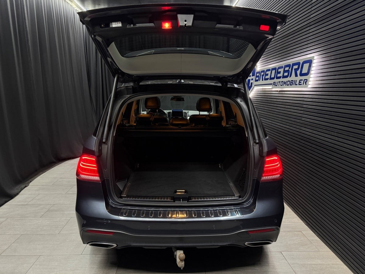 Grå Mercedes GL350 fra 2015