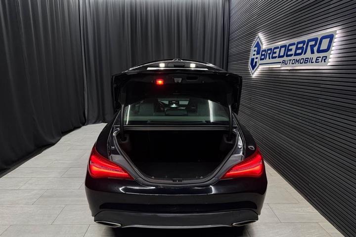 Sort Mercedes CLA200 d fra 2016
