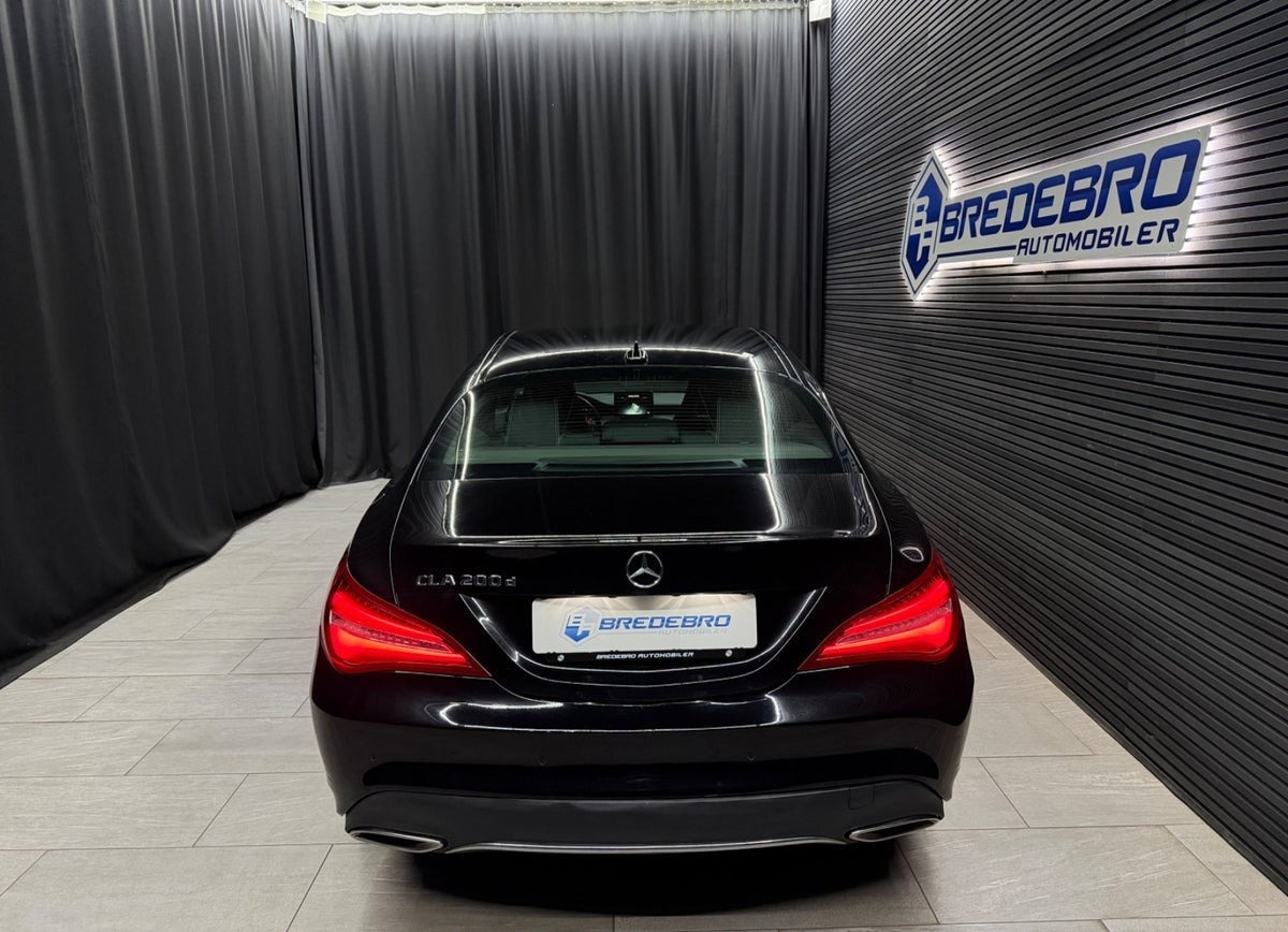 Sort Mercedes CLA200 d fra 2016