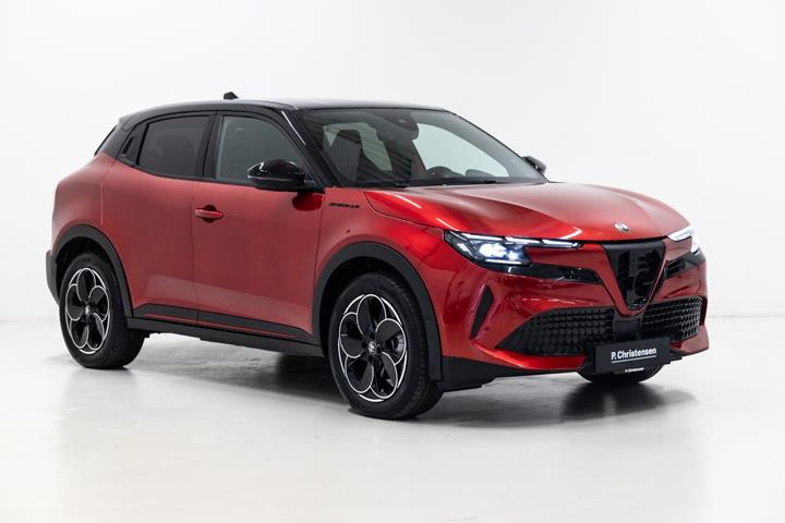 Rød Alfa Romeo Junior fra 2025