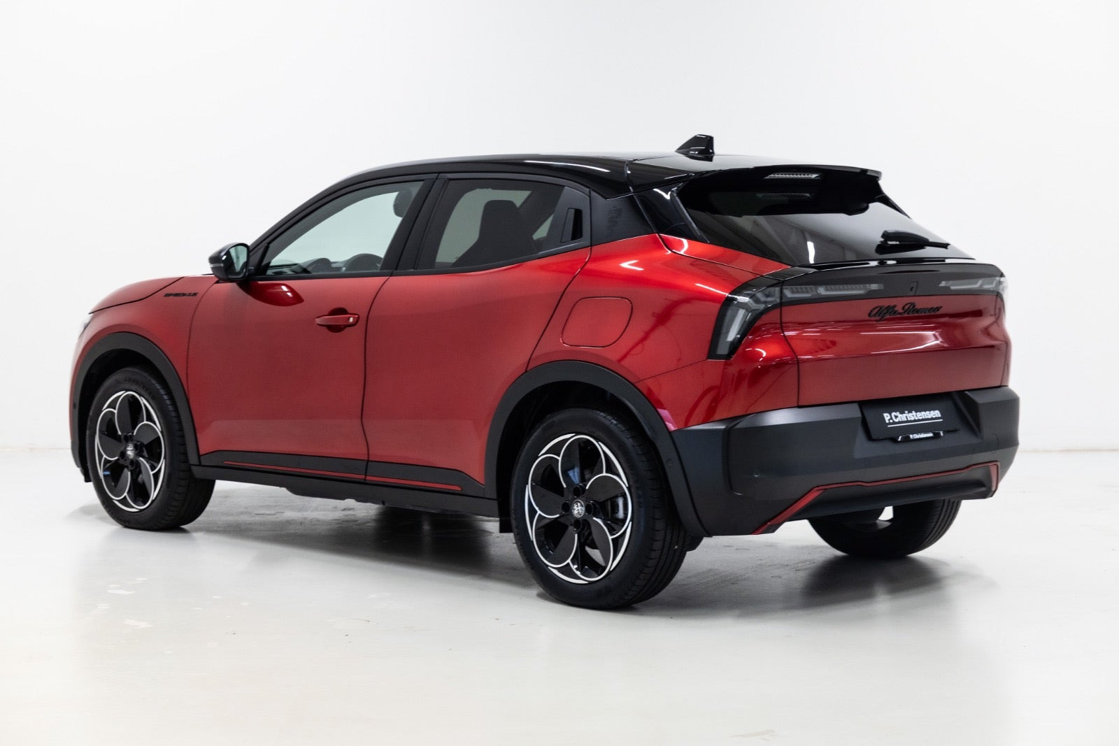 Rød Alfa Romeo Junior fra 2025