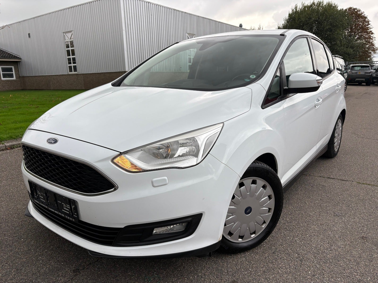 Hvid Ford C-MAX fra 2017