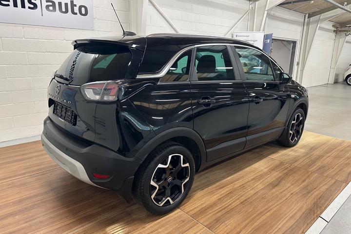 Sort Opel Crossland fra 2021