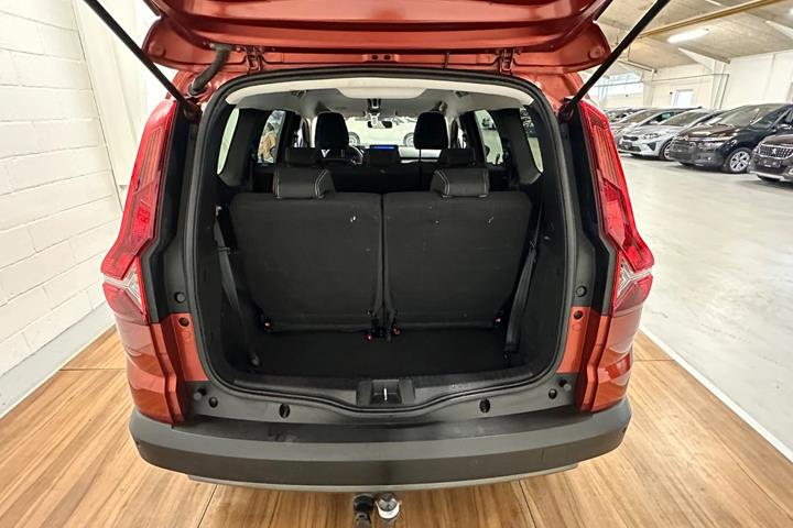 Rød Dacia Jogger fra 2022