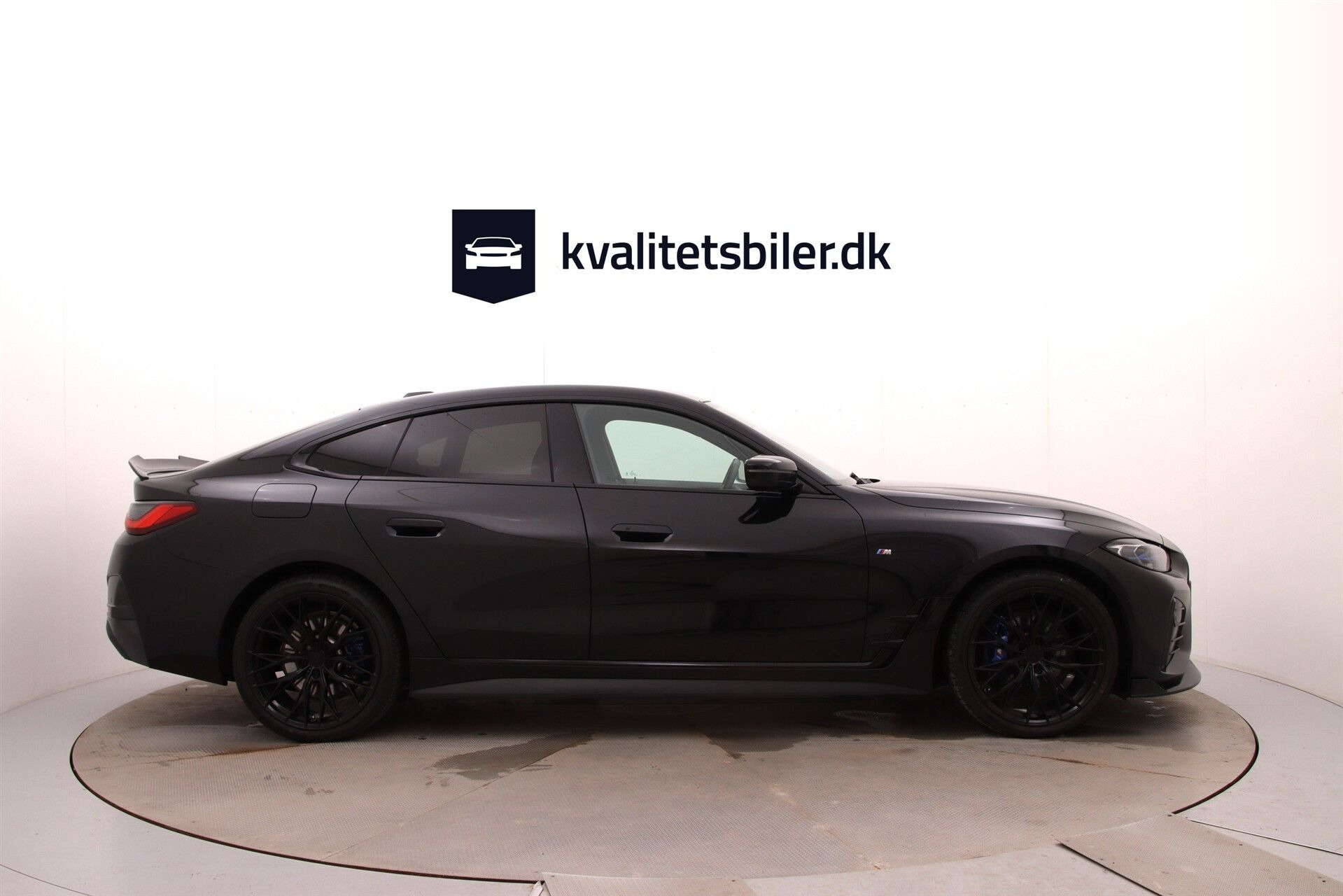 Sort BMW i4 fra 2024