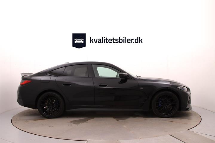 Sort BMW i4 fra 2024