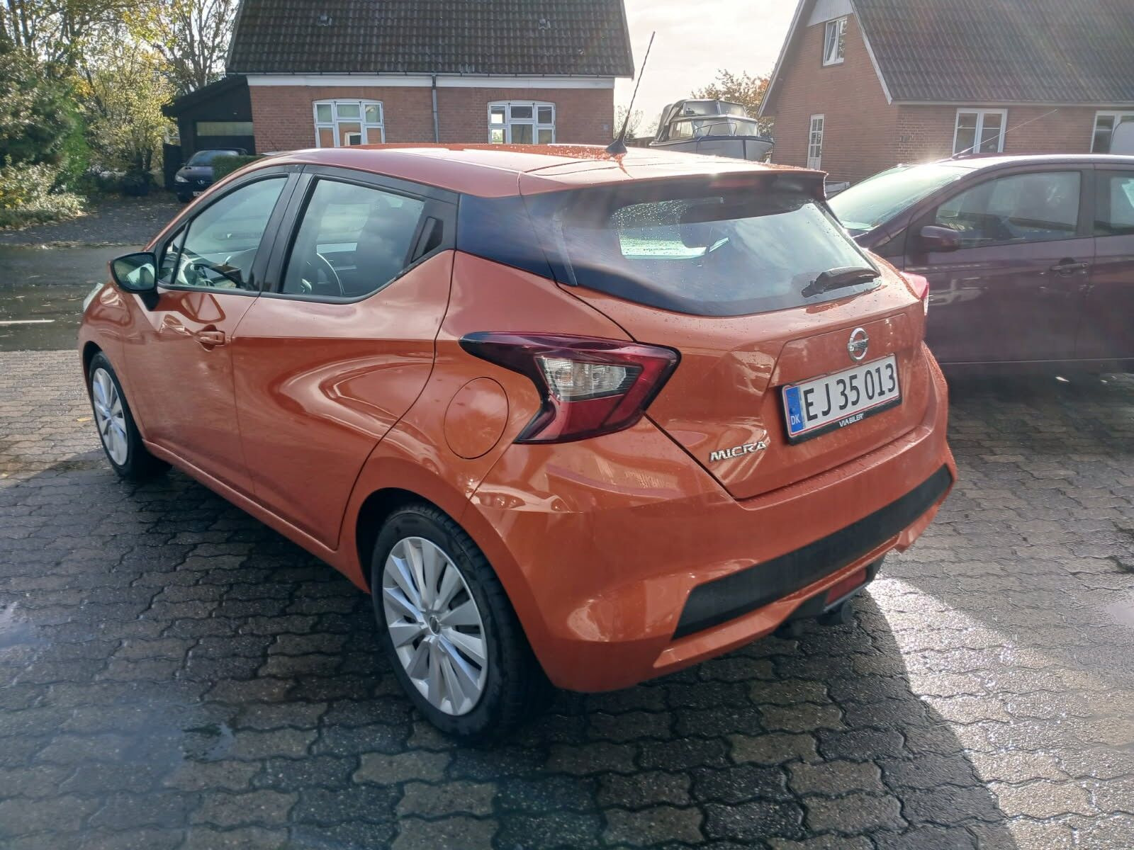 Orange Nissan Micra fra 2018