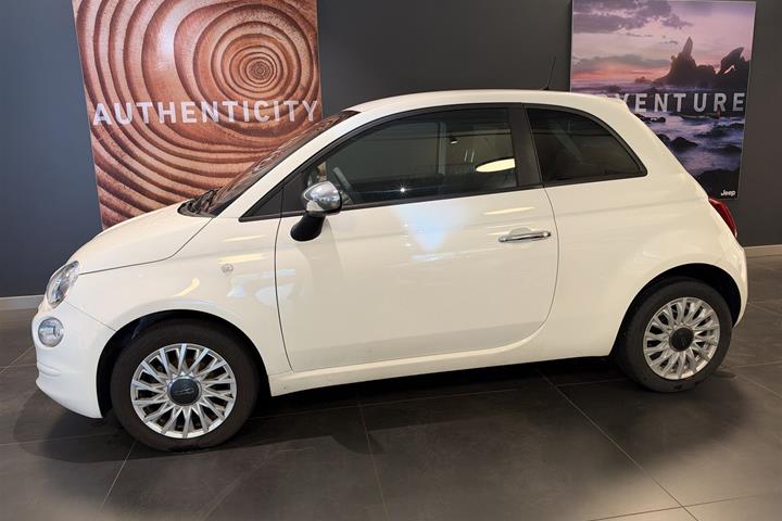 Hvid Fiat 500 fra 2023